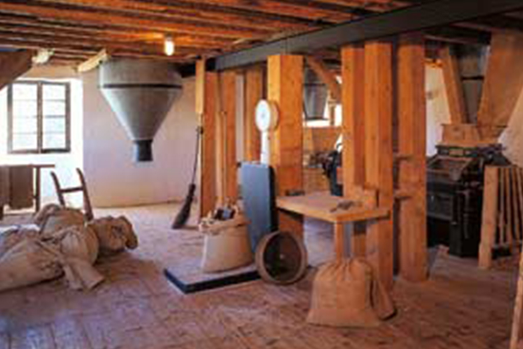 Eifel Tagesfahrt: Historische Wassermühle Birgel: Getreidemühle