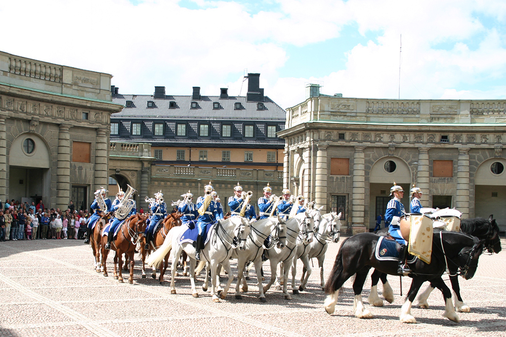 Schweden Rundreise: Wachablösung in Stockholm